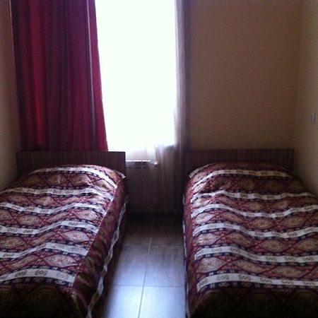 Zanger Hotel Goris Cameră foto
